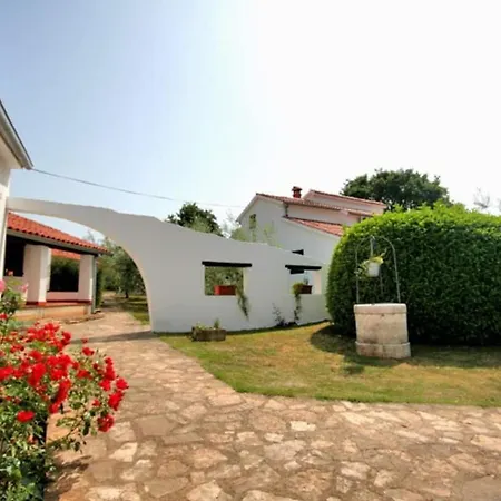 Guest house Jurcan