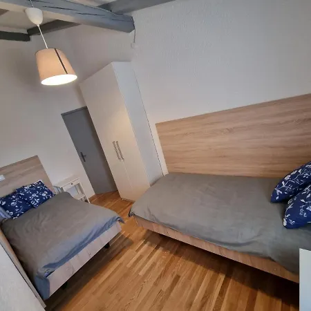 Jurcan Guest house *